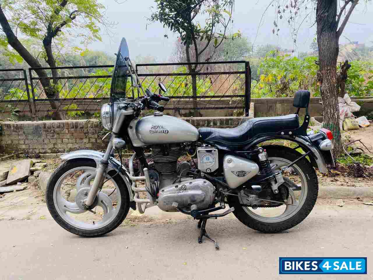 D. Silver Royal Enfield Bullet Electra