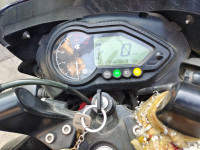 Black And Red Bajaj Pulsar 125 Split Seat