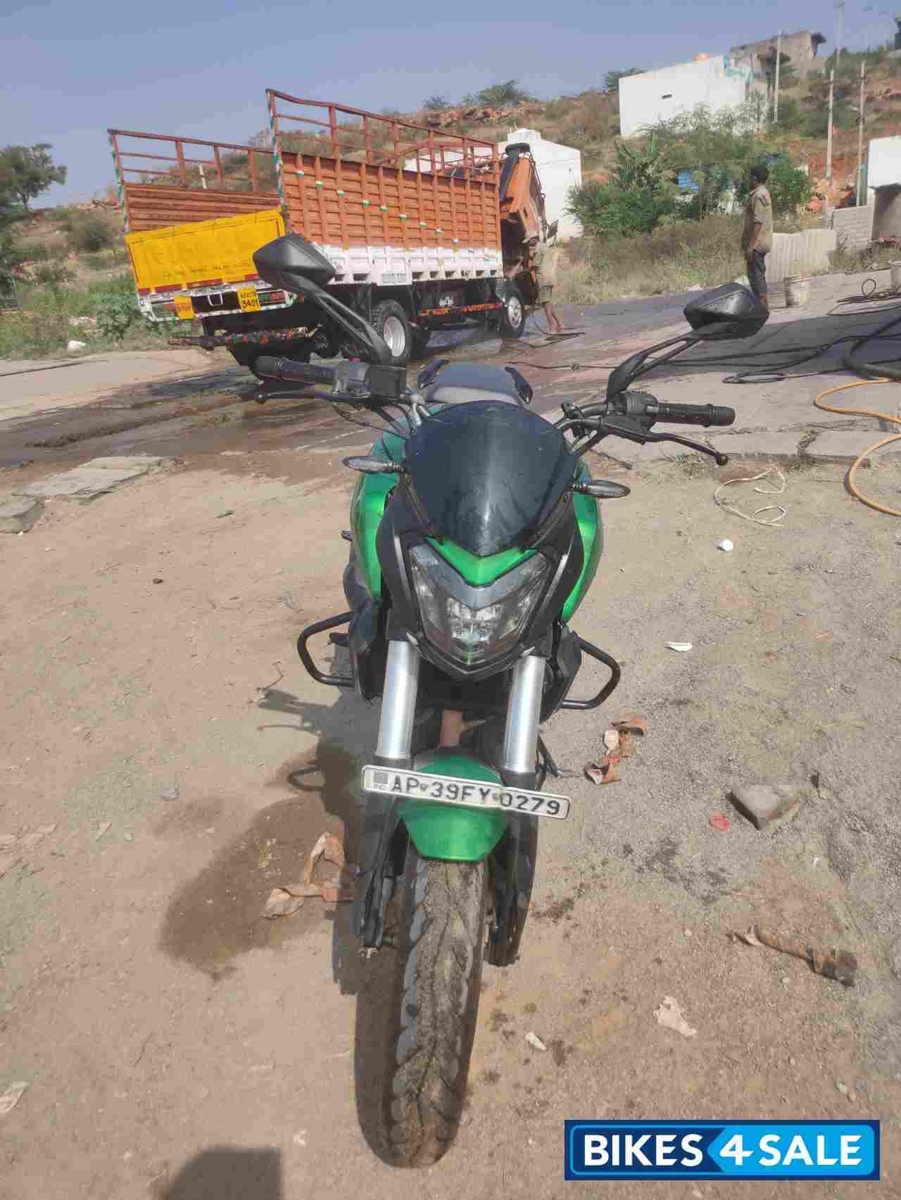 Bajaj Dominar 400 ABS BS6