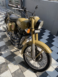 Royal Enfield Classic Desert Storm