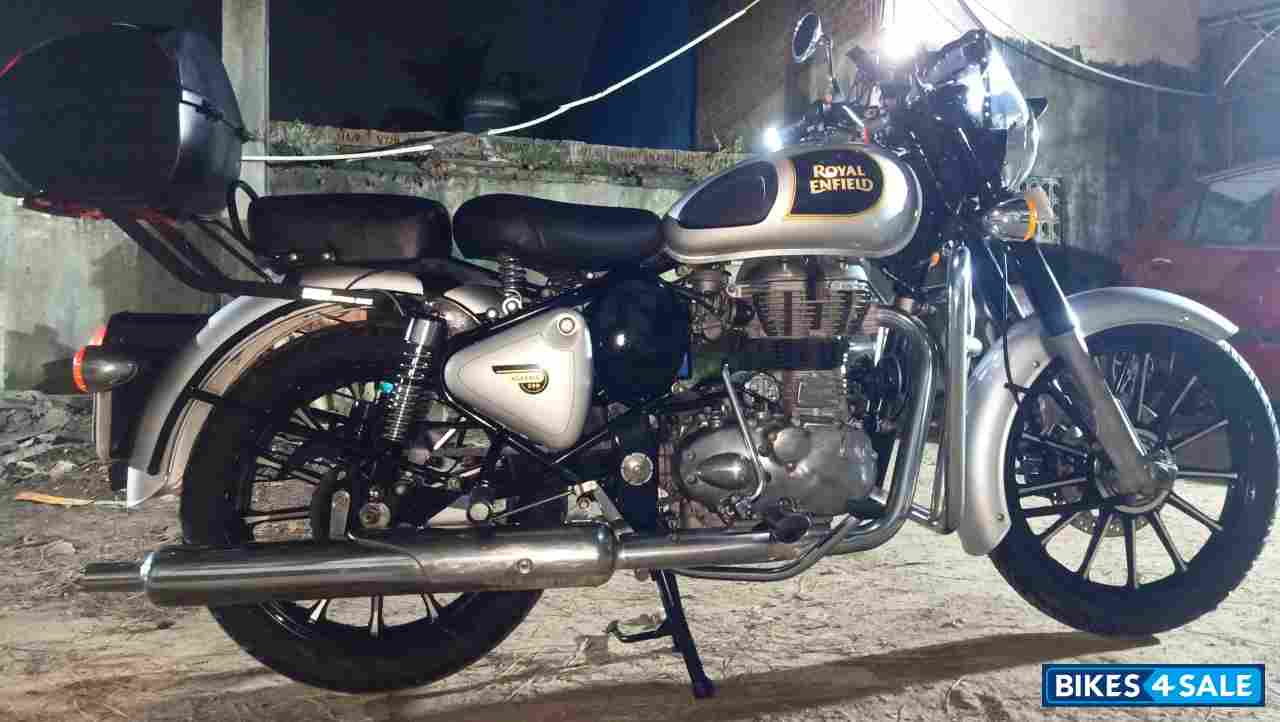 Royal Enfield Classic 350