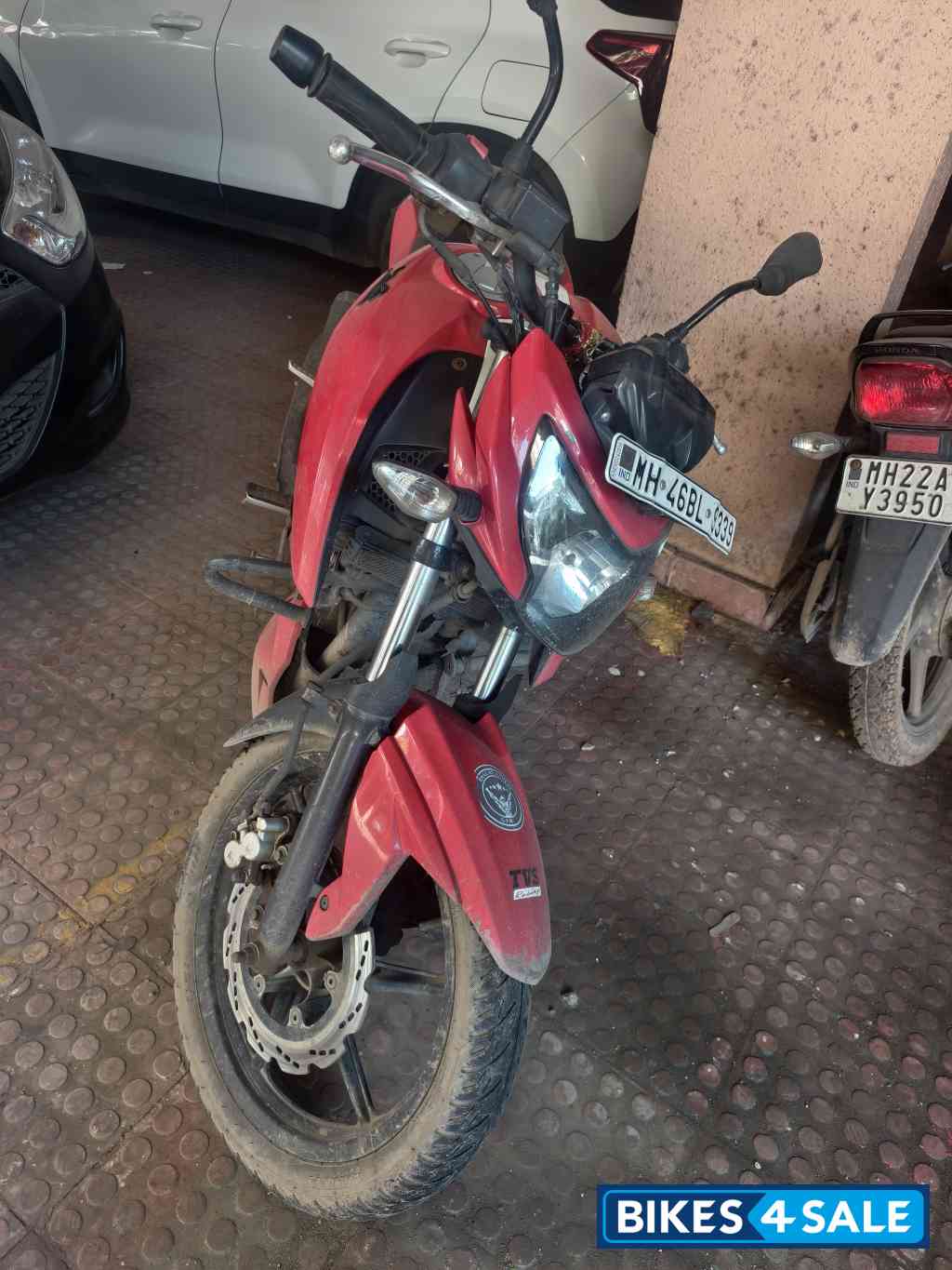 TVS Apache RTR 160 4V