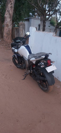 White Blue Yamaha Fazer FI V2