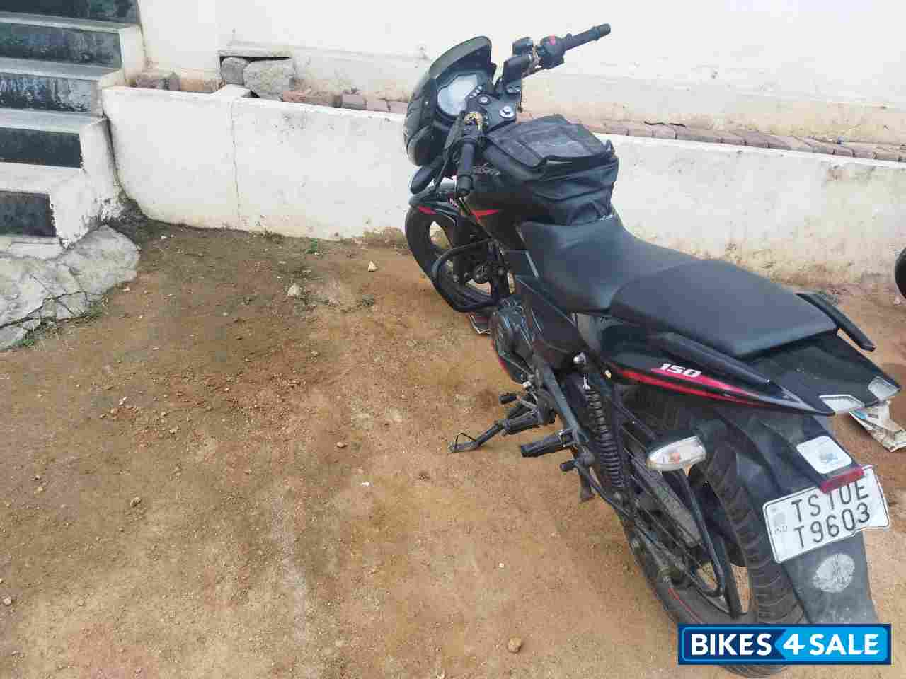 Bajaj Pulsar 150 Twin Disc Bajaj Pulsar 150 Twin Disc