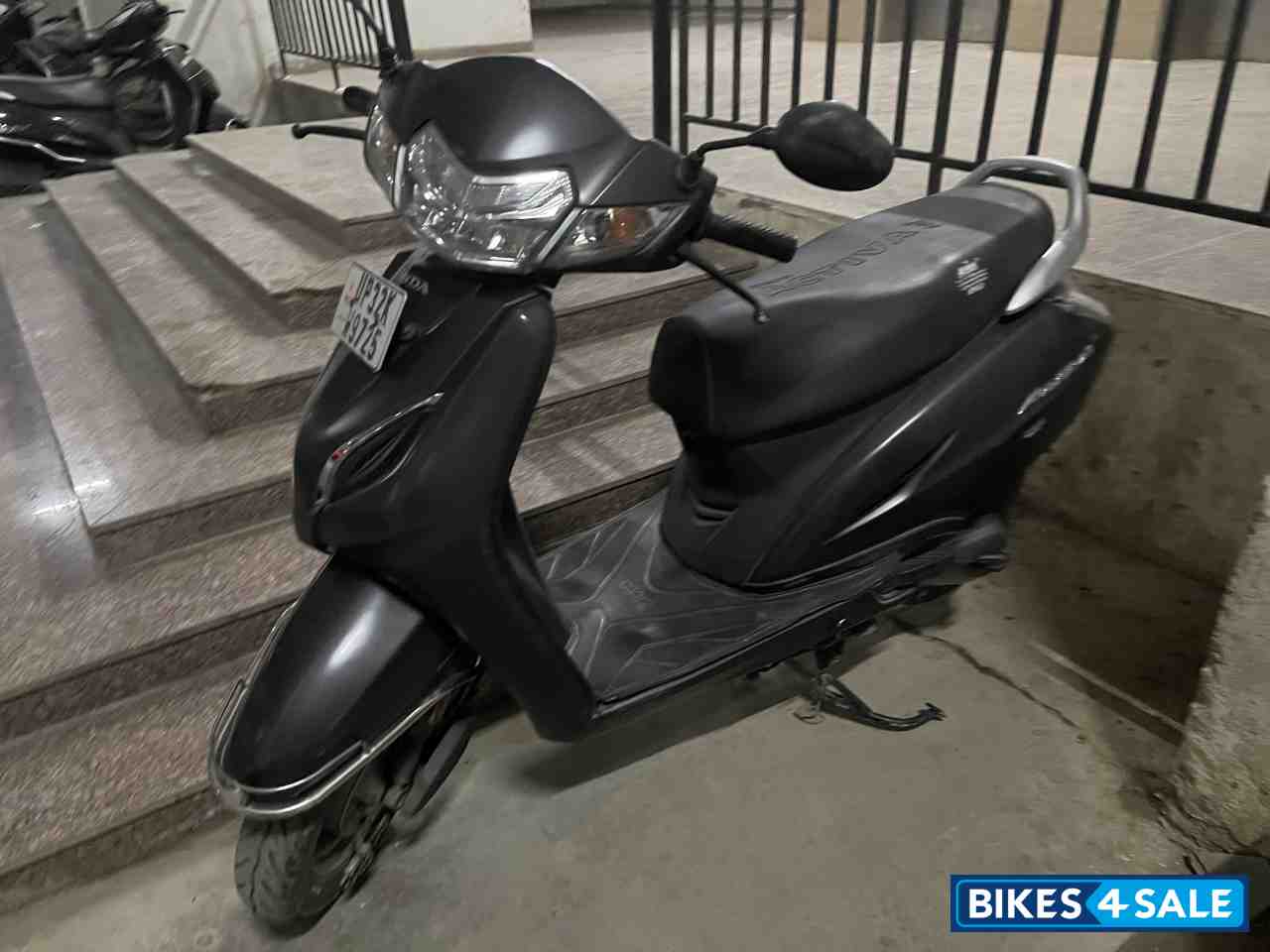 Mat Black Honda Activa 5G
