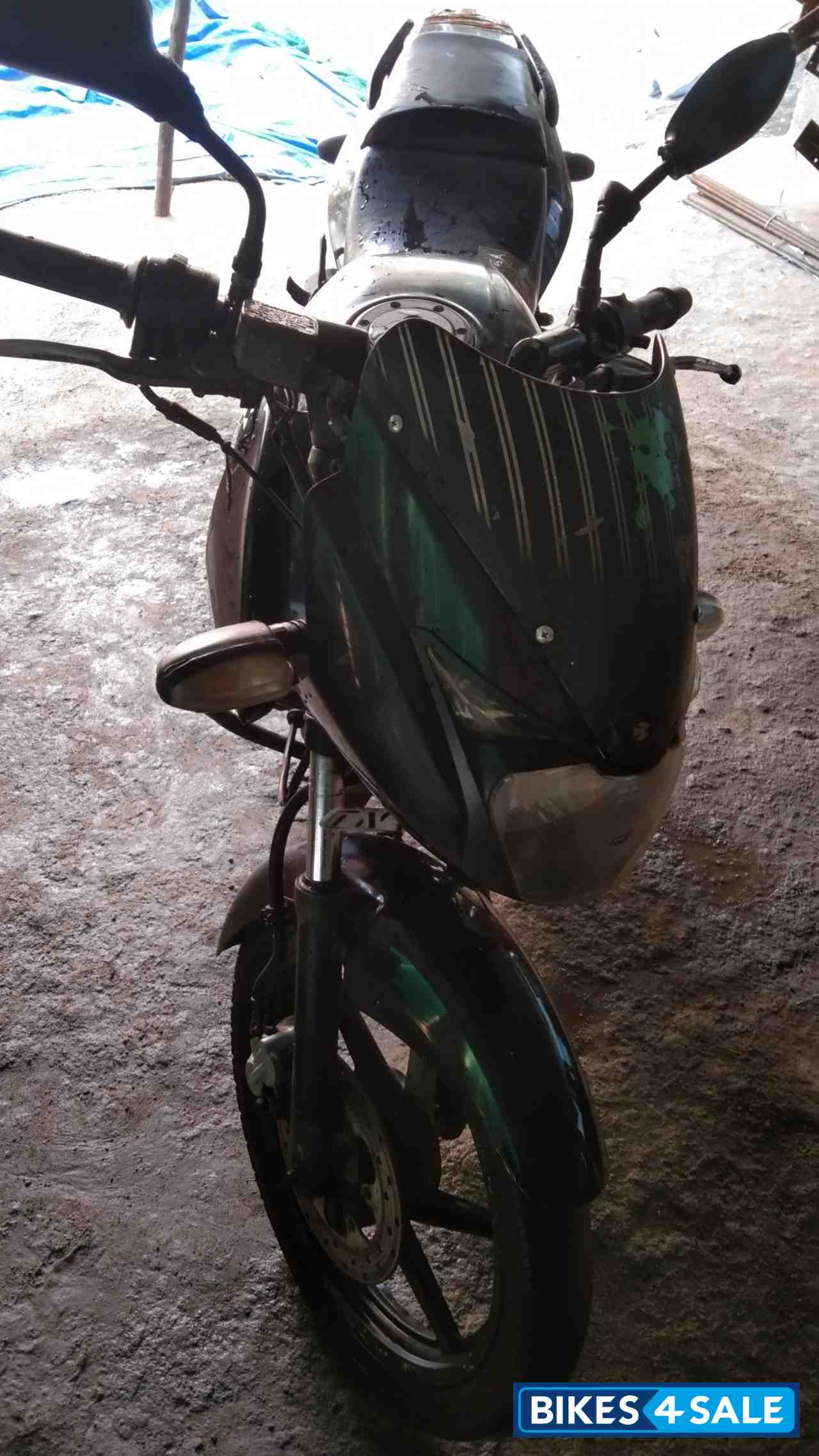 Black Bajaj Pulsar 150 DTSi