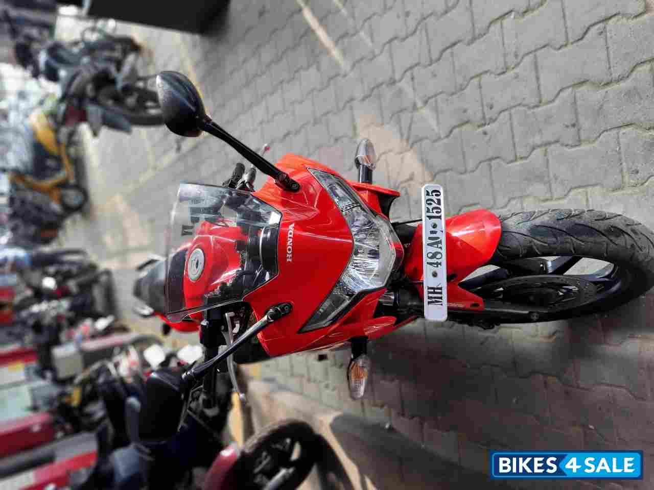 Red Honda CBR 250R ABS