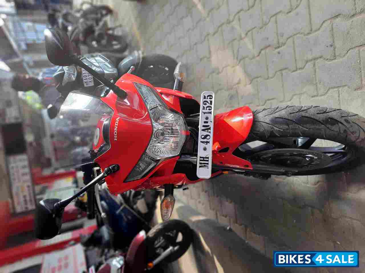 Red Honda CBR 250R ABS