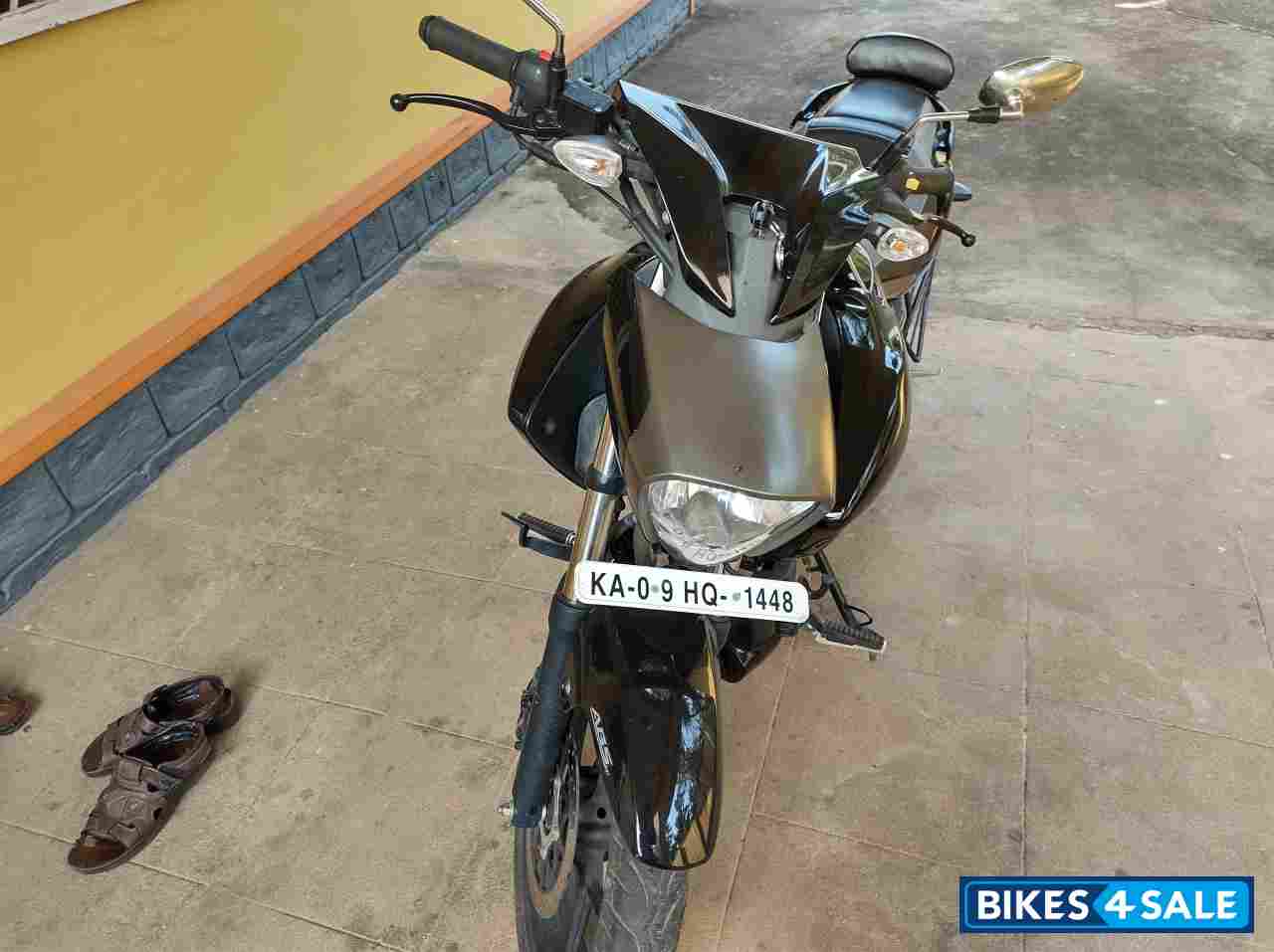 Black And Gold Suzuki Intruder 150