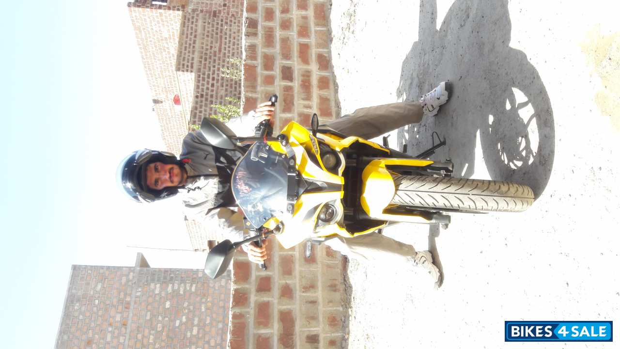 Yellow Bajaj Pulsar RS 200 ABS