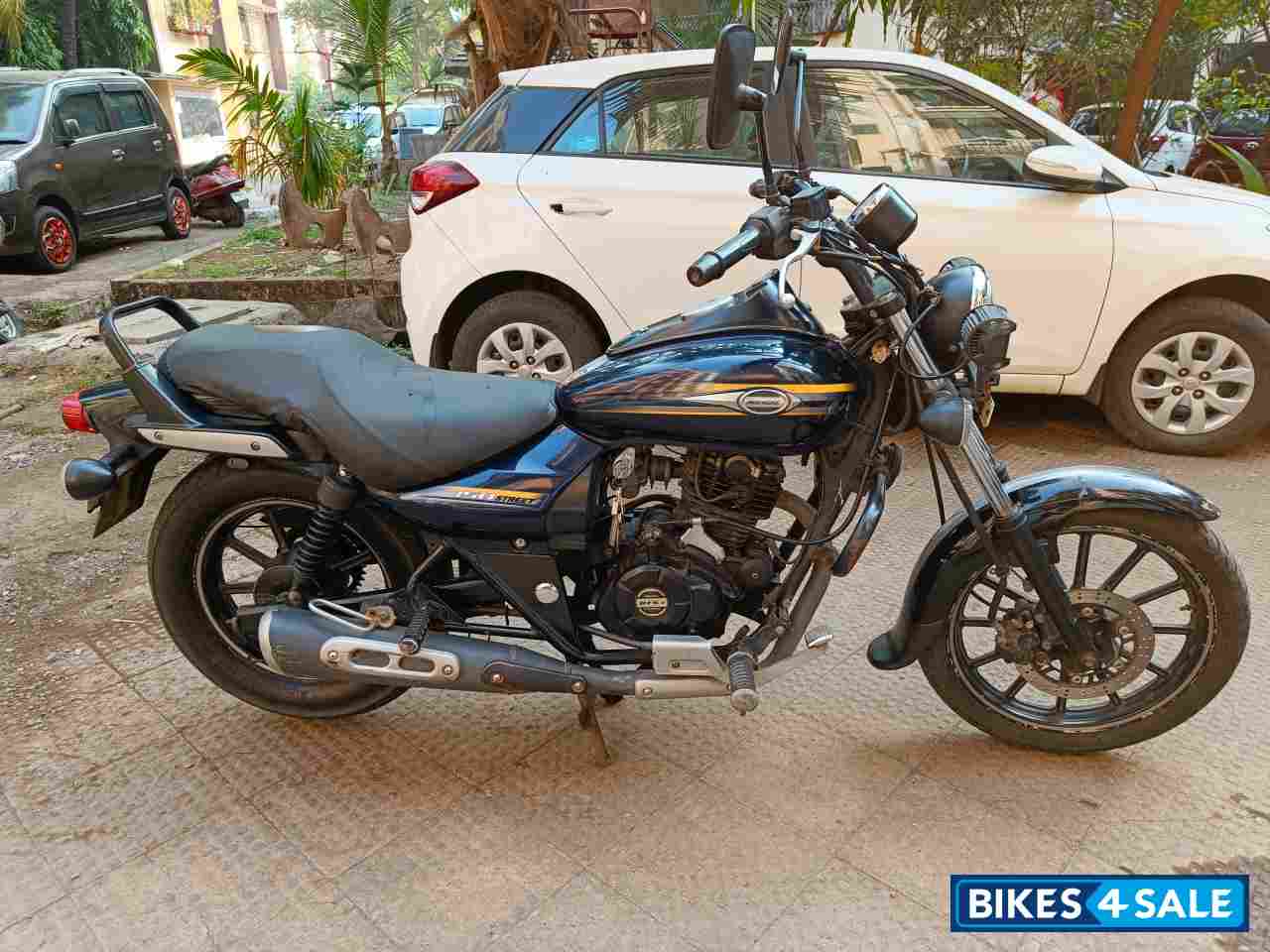 Bajaj Avenger Street 150
