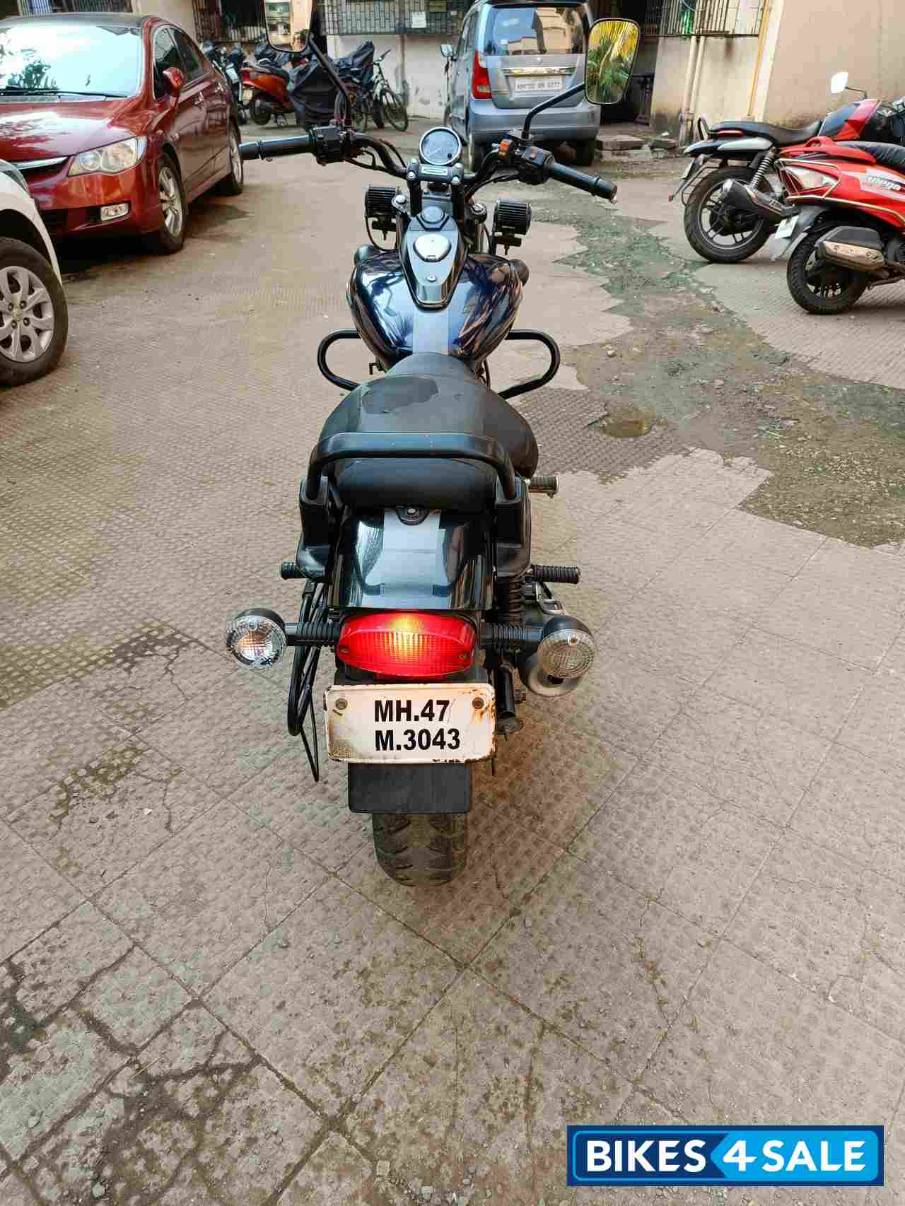 Bajaj Avenger Street 150