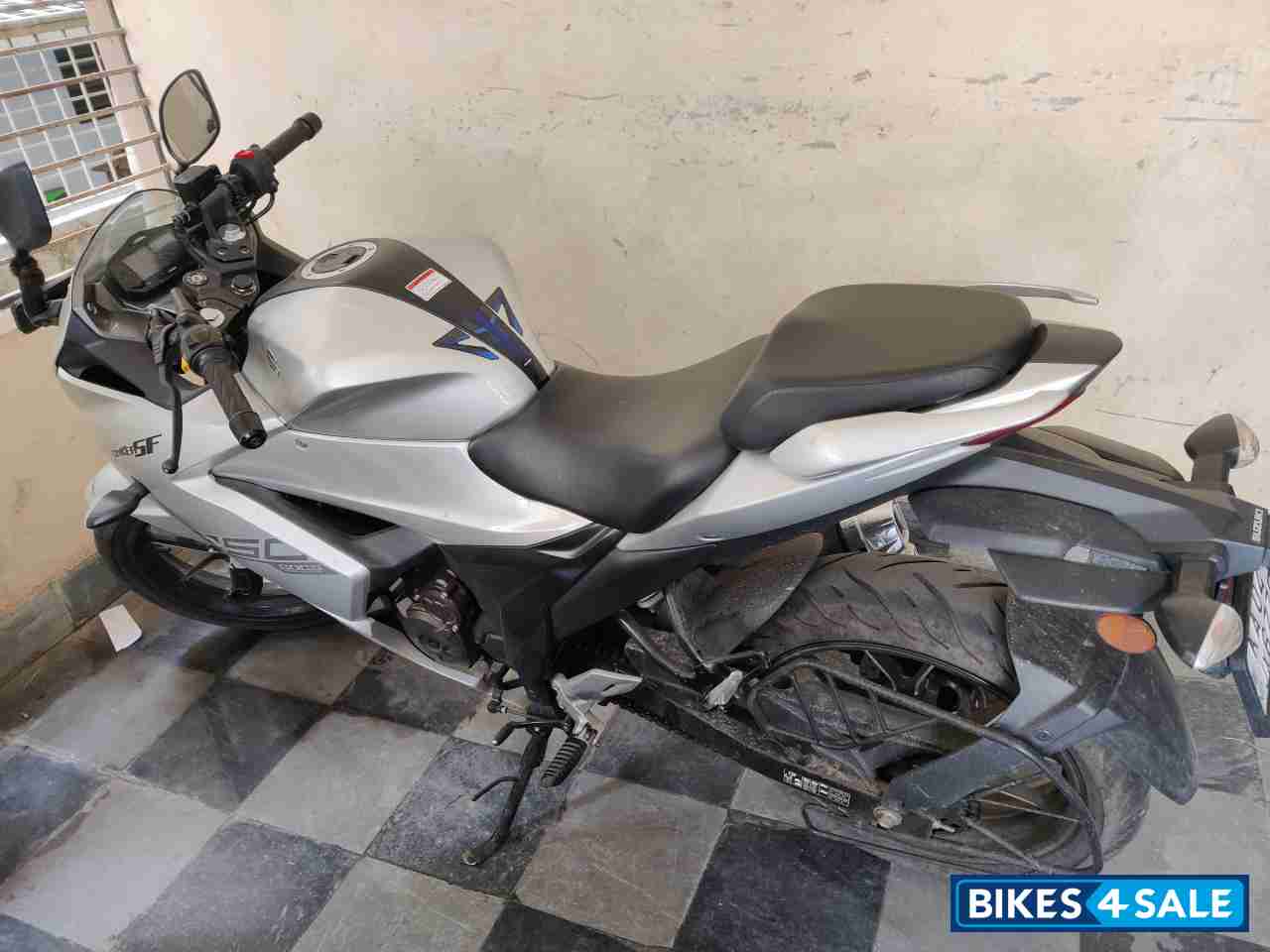 Suzuki Gixxer SF 250