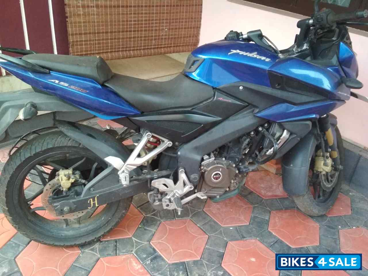 Bajaj Pulsar AS 200