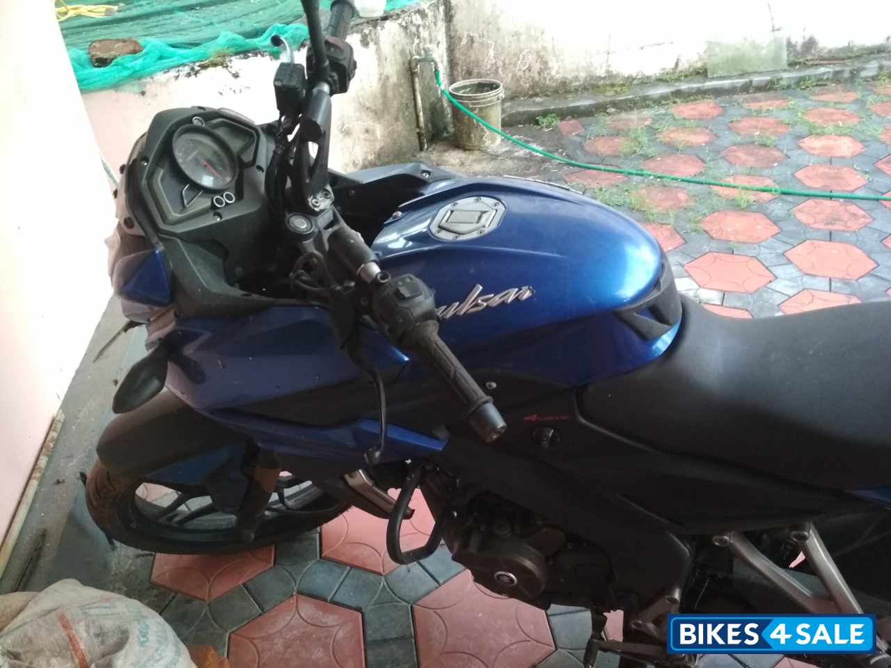 Bajaj Pulsar AS 200