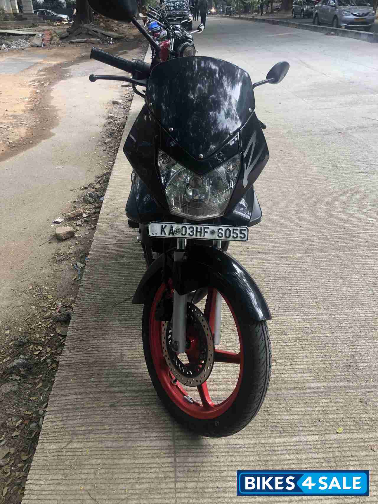 Black Hero Karizma R