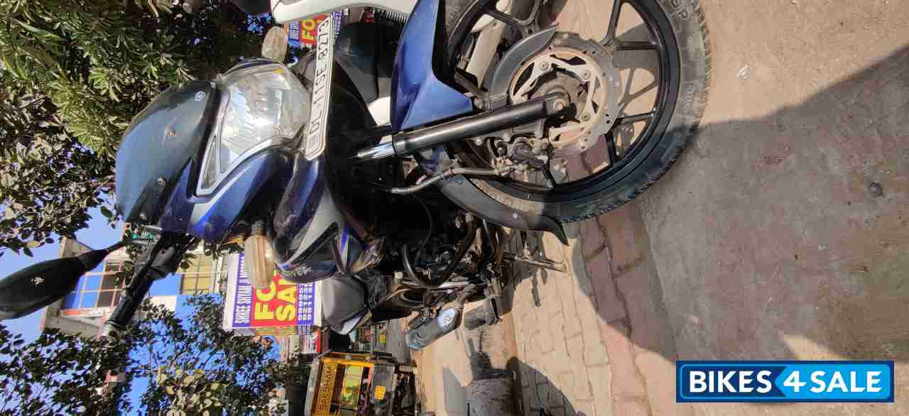 Bajaj Discover 150 F