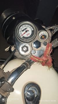 Ash White Royal Enfield Classic 350