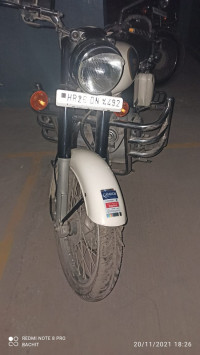 Ash White Royal Enfield Classic 350