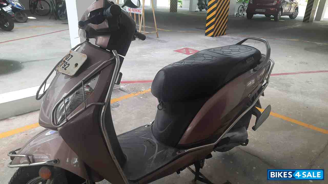 Honda Activa i