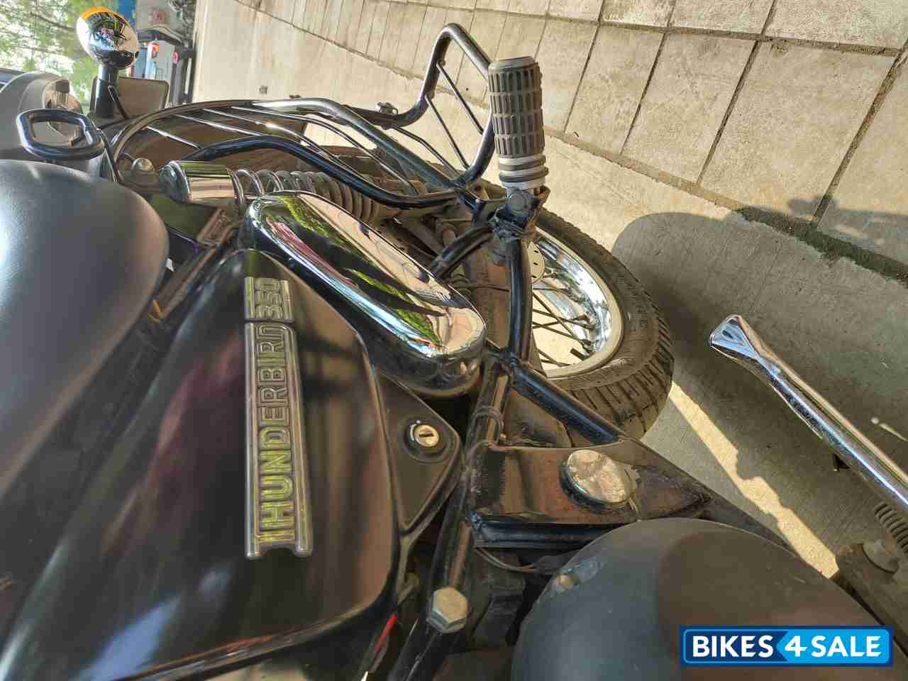 Royal Enfield Thunderbird TwinSpark 350 Royal Enfield Thunderbird TwinSpark 350