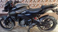 Dual Tone Bajaj Pulsar NS 160