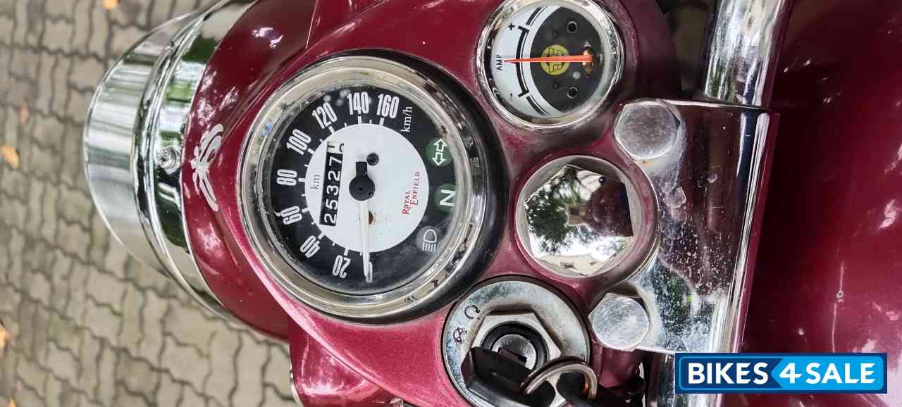 Maroon Royal Enfield Classic 350