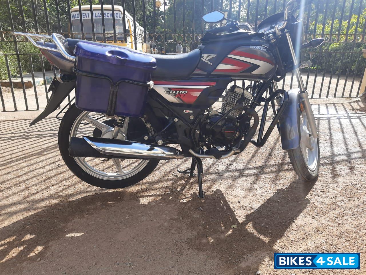 Grey Honda CD 110 Dream DX