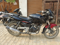 Black Bajaj Pulsar 180