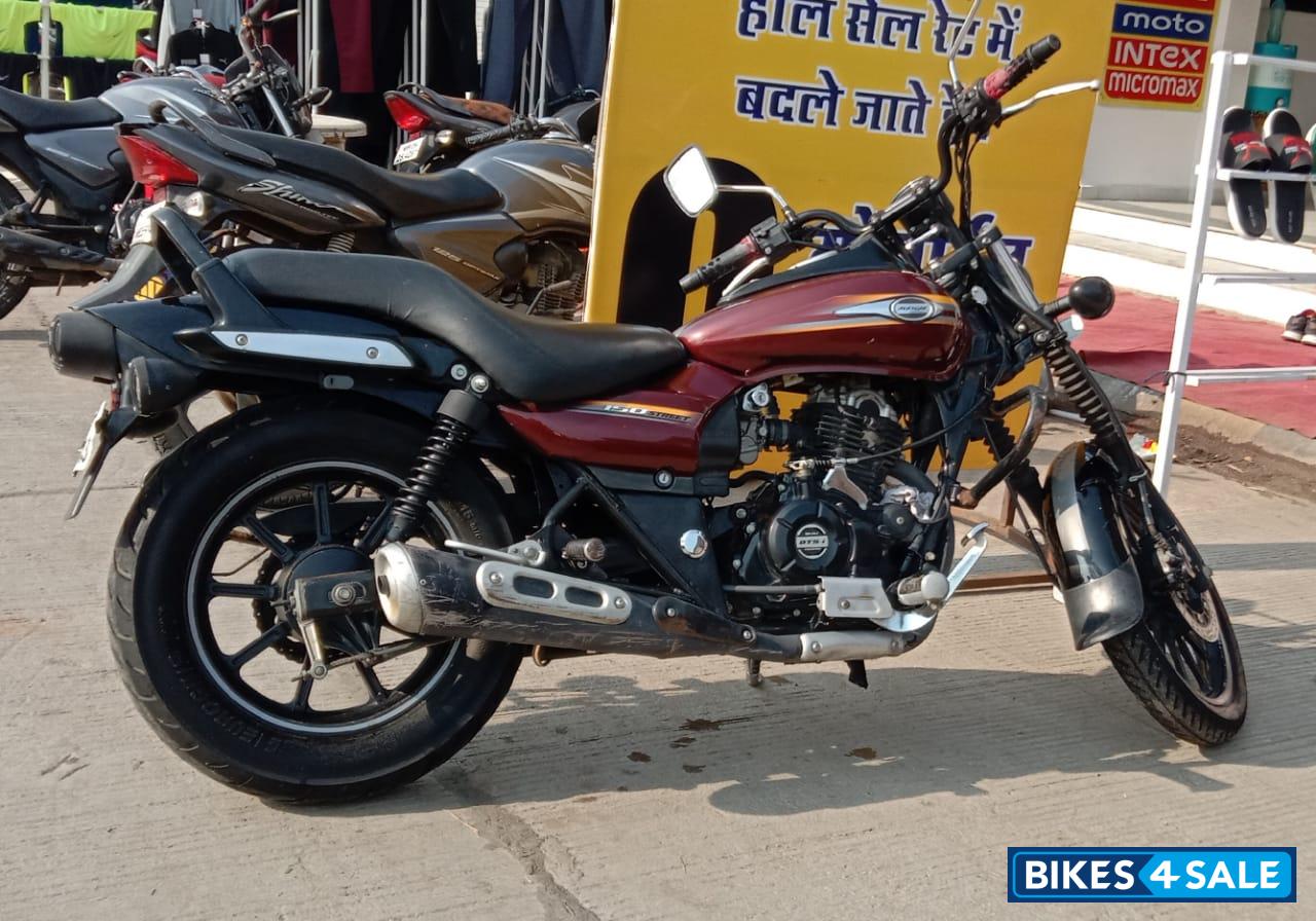 Rad Bajaj Avenger Street 150