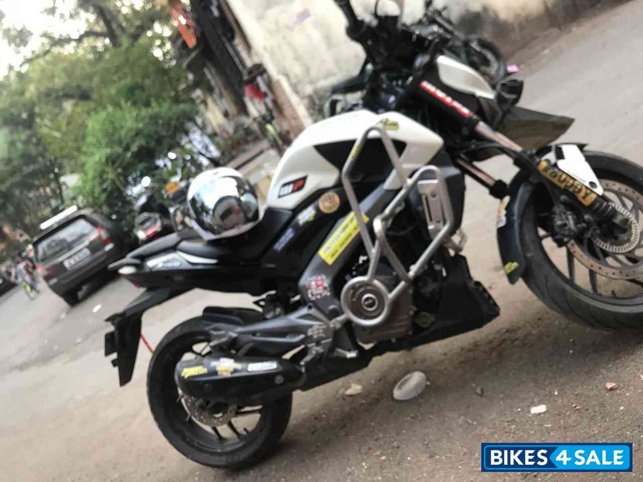 Bajaj Dominar 400 ABS BS6