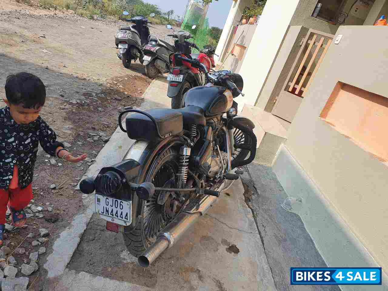 Royal Enfield Classic 500