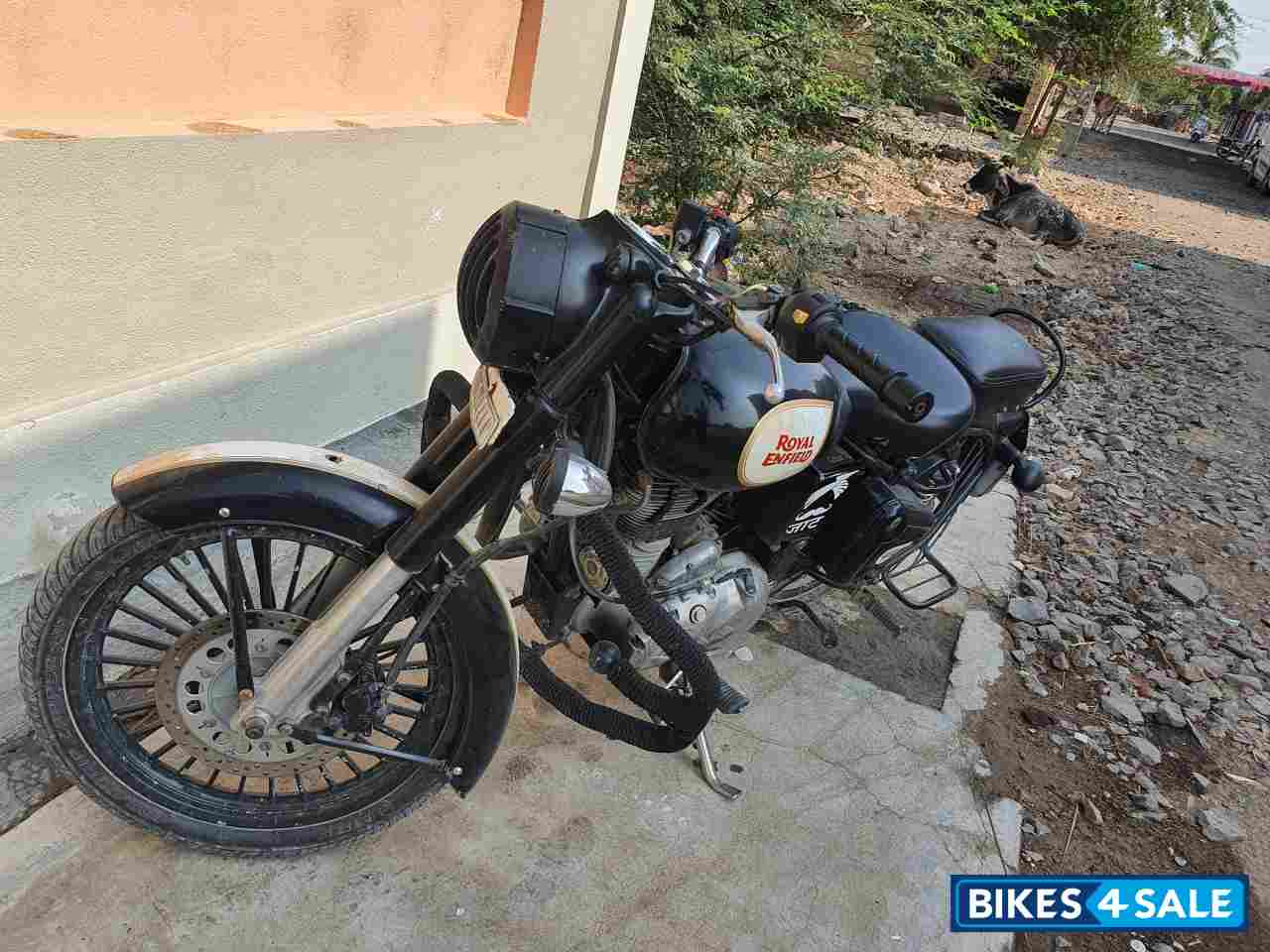 Royal Enfield Classic 500