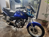 Blue Honda CB Unicorn