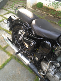 Black Royal Enfield Classic 350