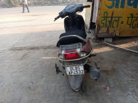 Red Honda Activa i
