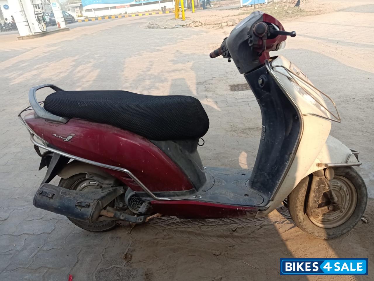 Red Honda Activa i Red Honda Activa i