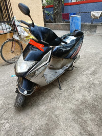 Black Honda Dio