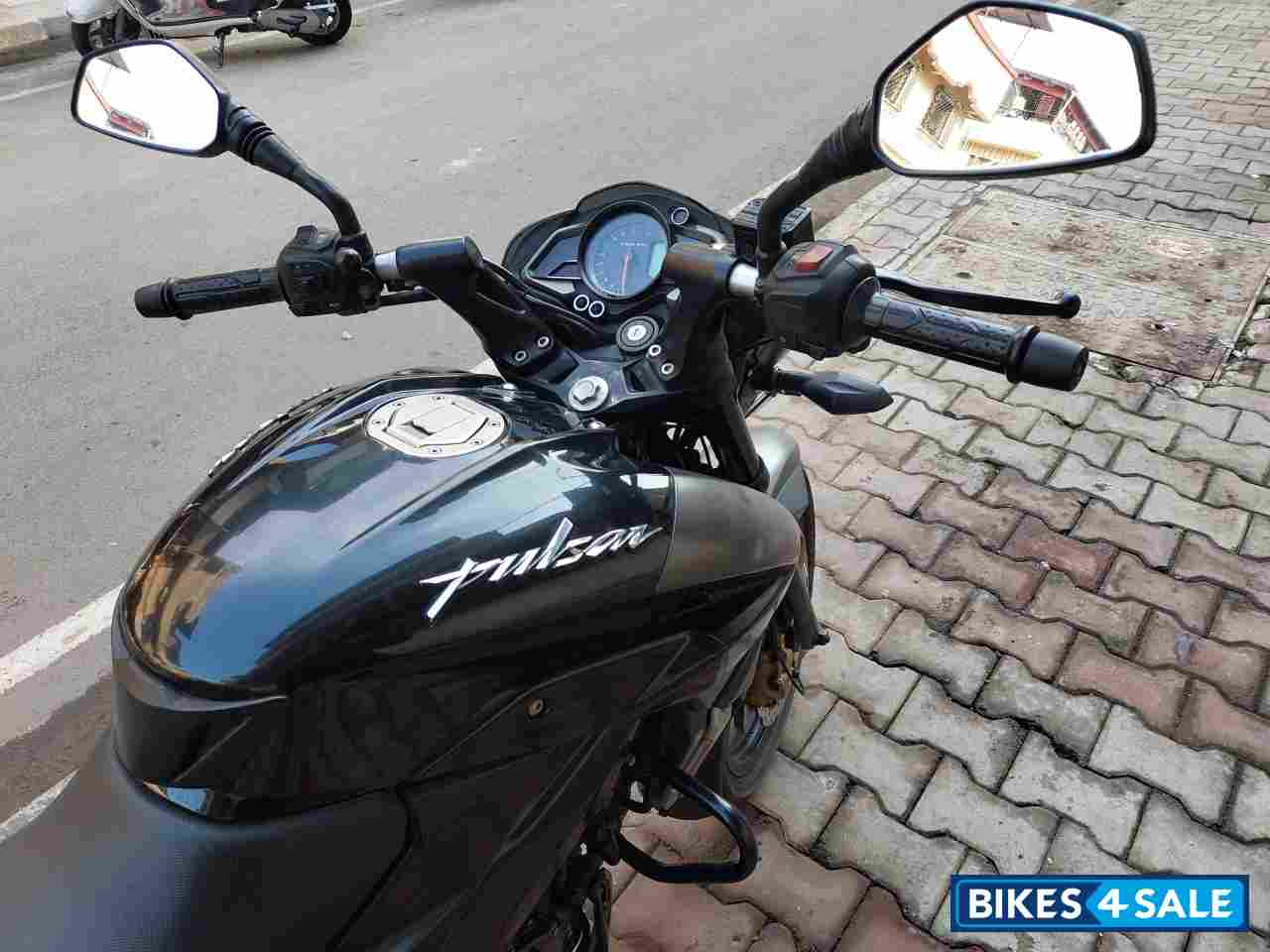 Graphite Black Bajaj Pulsar 200 NS ABS