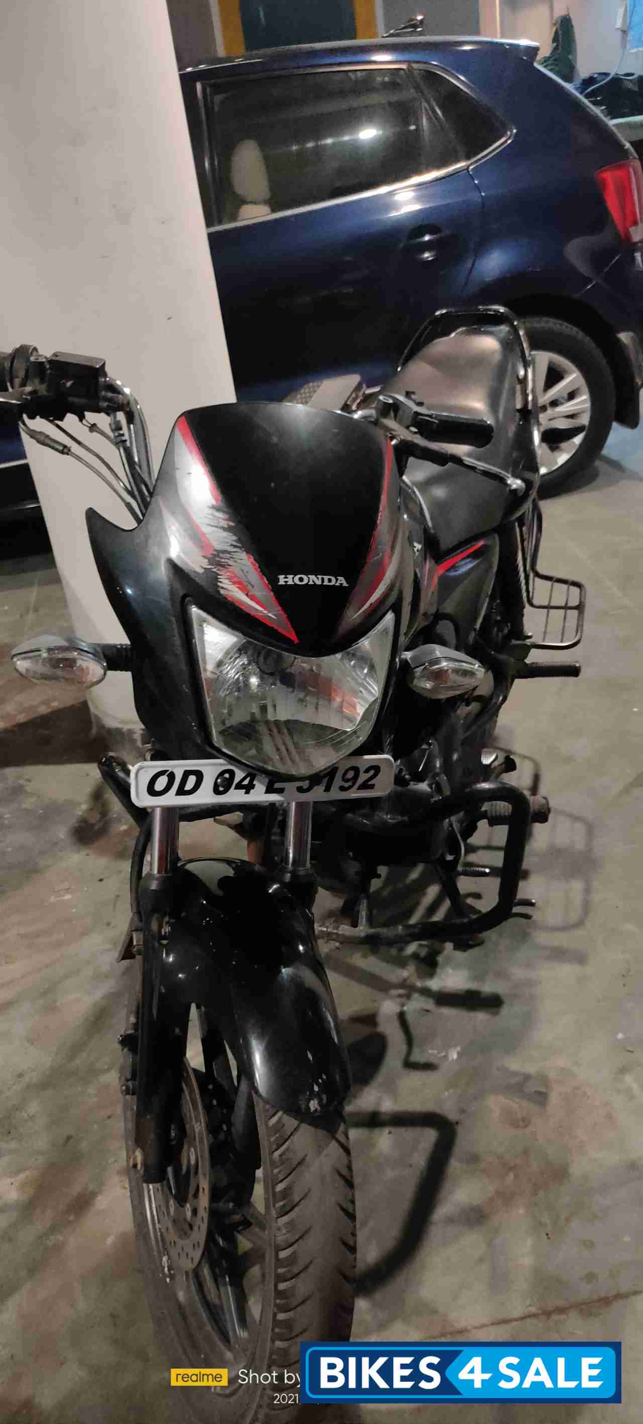Black Honda CB Shine