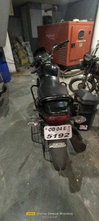 Black Honda CB Shine