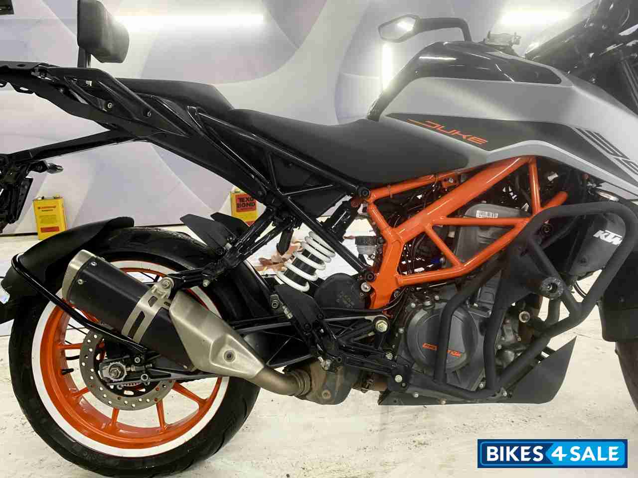 KTM Duke 390 BS6 KTM Duke 390 BS6