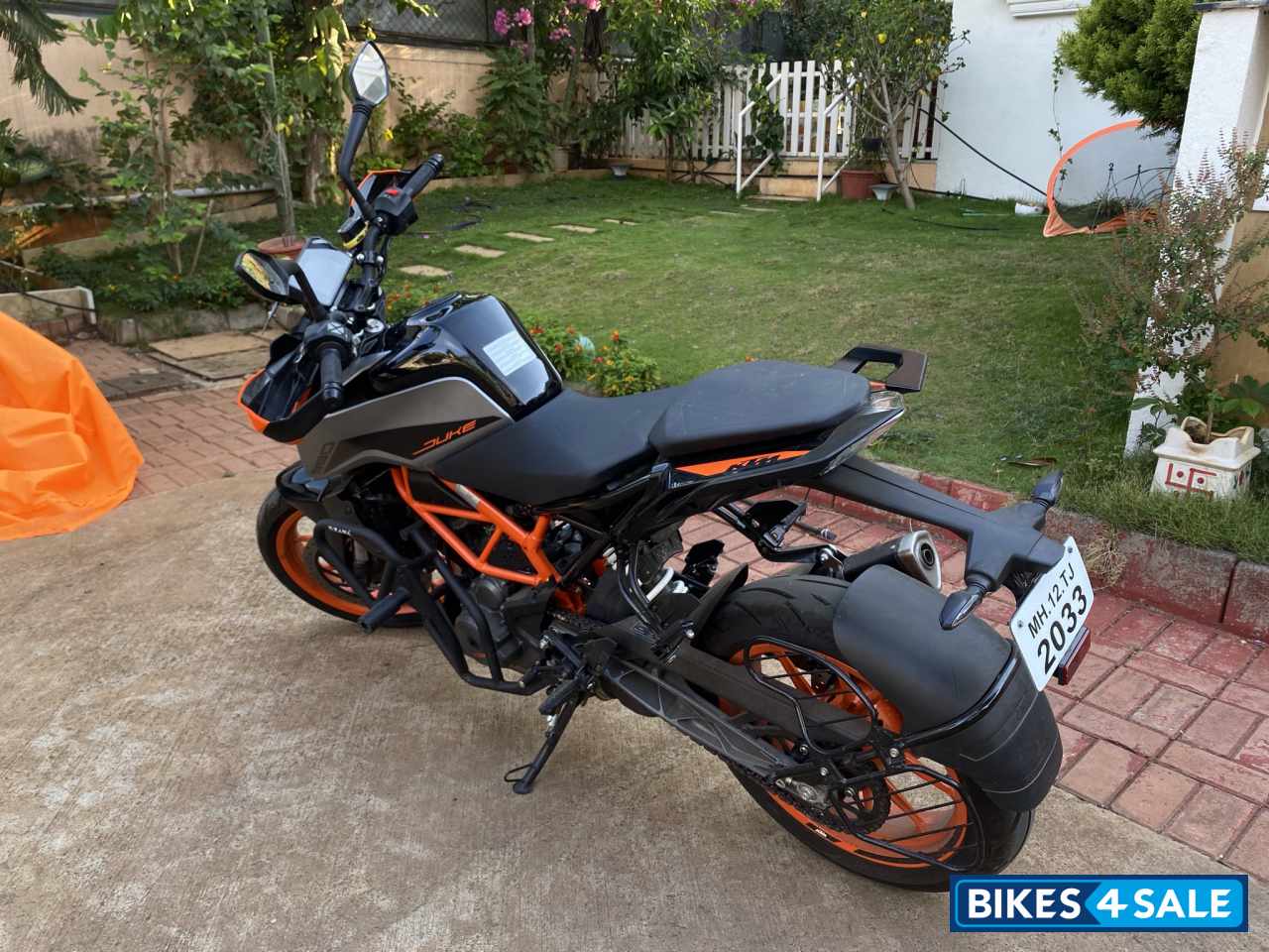 KTM Duke 390 BS6 KTM Duke 390 BS6