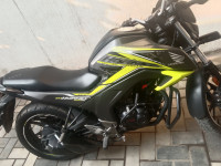 Honda CB Hornet 160R ABS