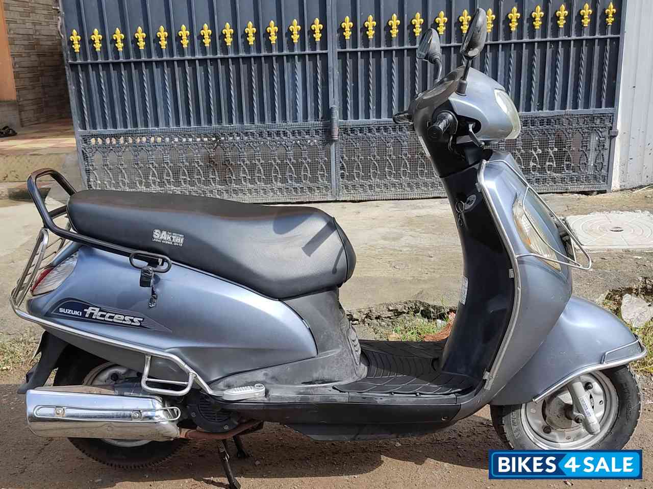 Grey Suzuki Access 125