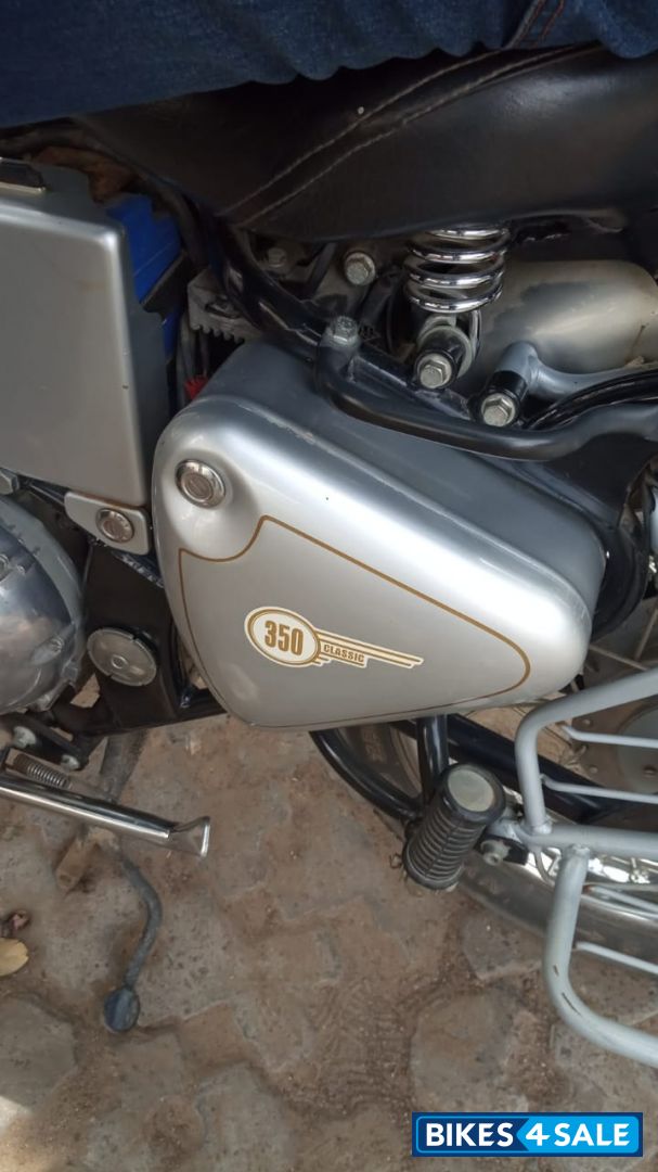 Royal Enfield Classic 350