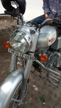 Royal Enfield Classic 350