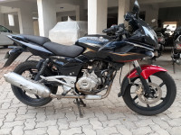 Bajaj Pulsar 220F