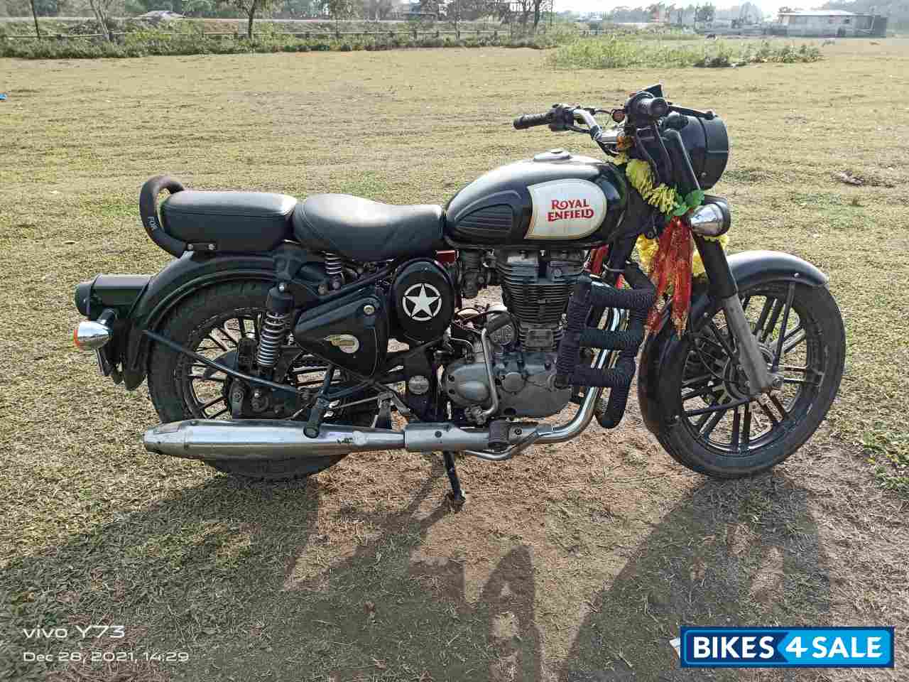 Black Royal Enfield Classic 350