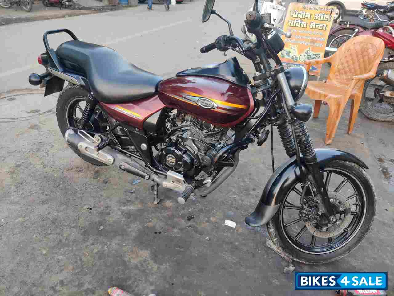 Red Bajaj Avenger Street 150 Red Bajaj Avenger Street 150